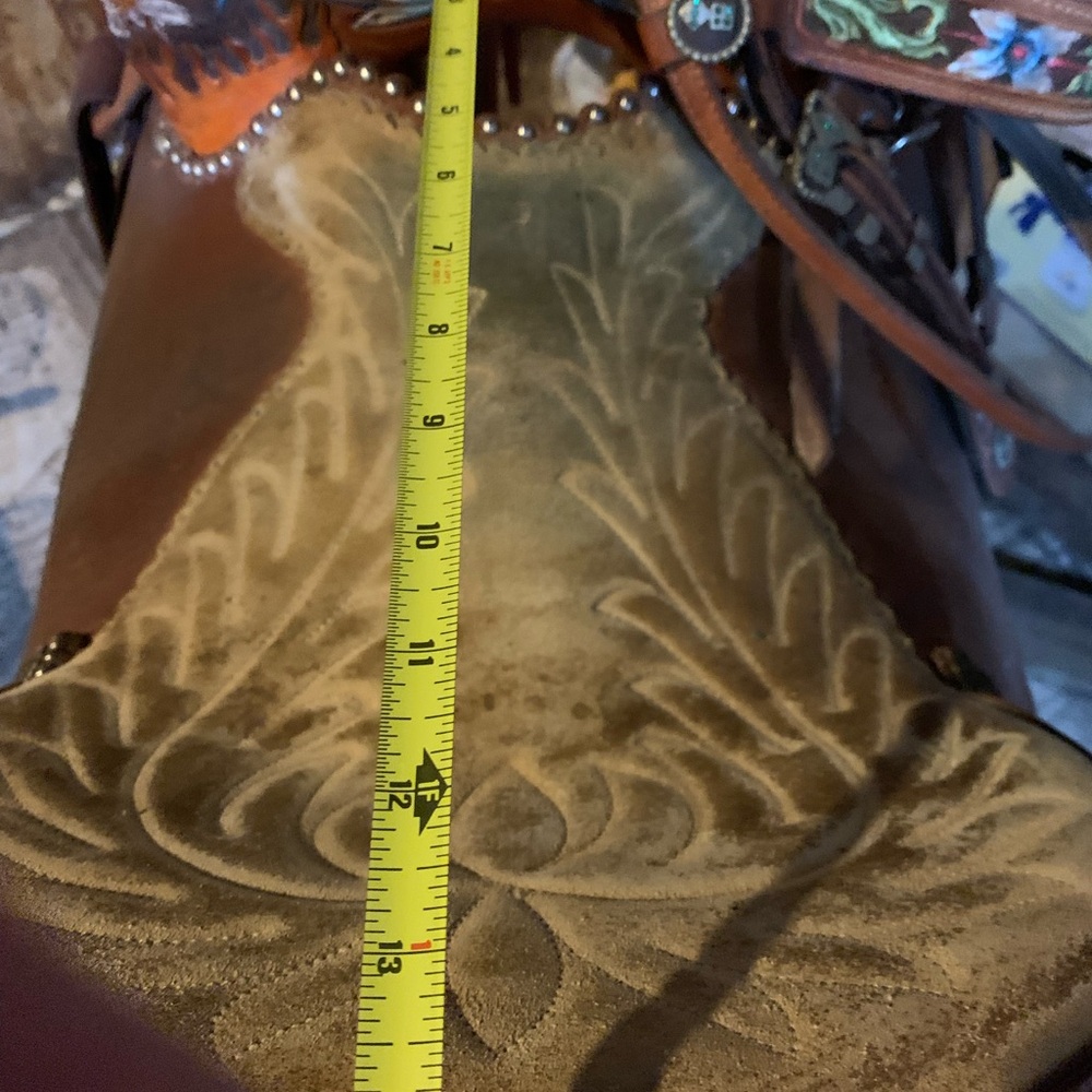 Yocham’s Custom Leather 14 Inch Barrel Saddle - Picture 11 of 14